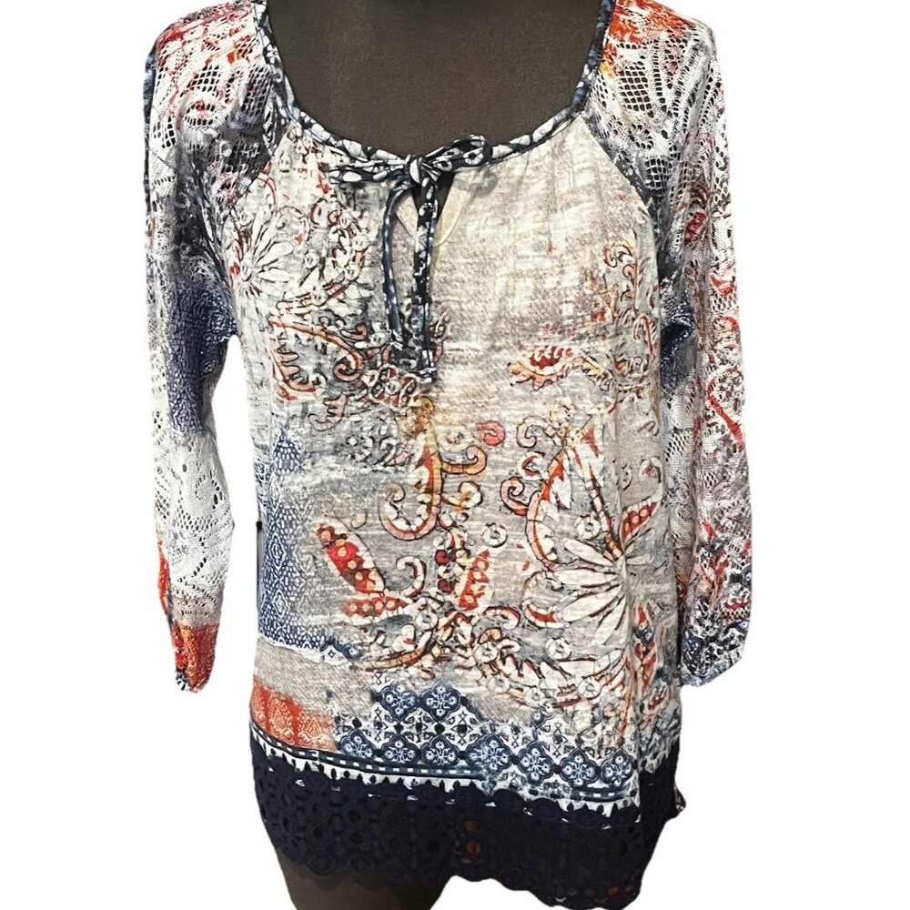 Chico's Women's Multi-Colored Size 0 (4-6) Top Embroidered Hem Dolman 3/4 Sleeve - Picture 2 of 7
